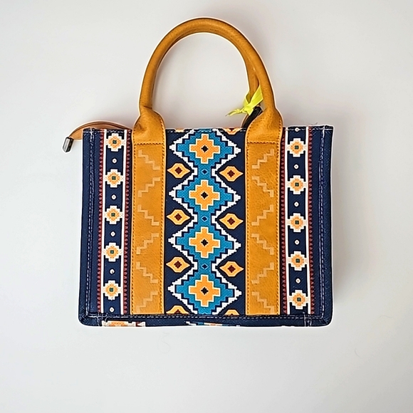 Wrangler handbag - Picture 2 of 3